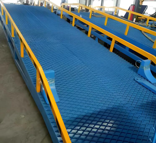 三门峡移动式液压登车桥